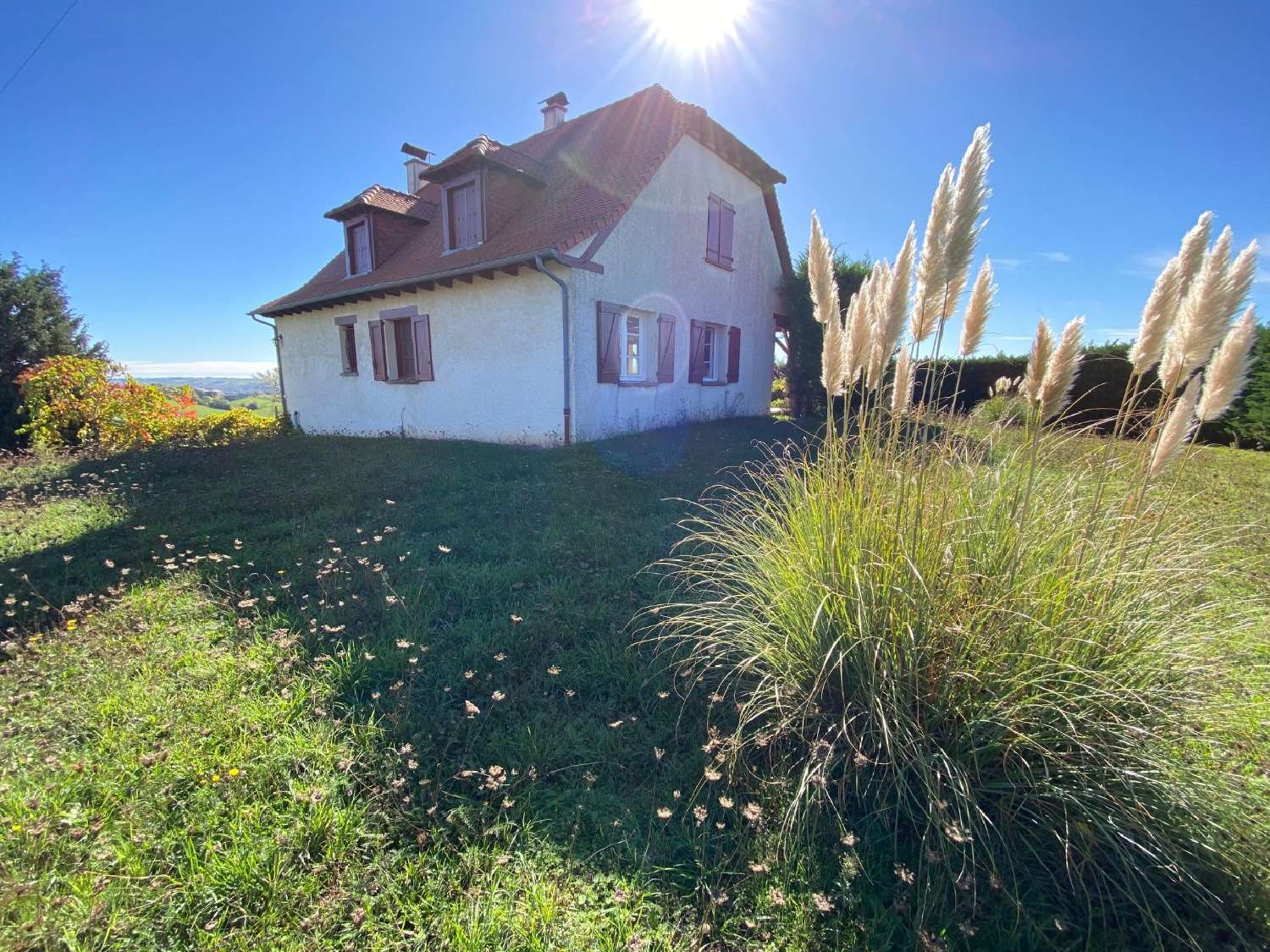 en venta casa Mourjou Cantal 3