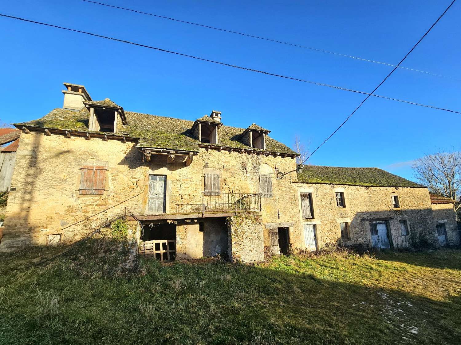  for sale house Moyrazès Aveyron 1