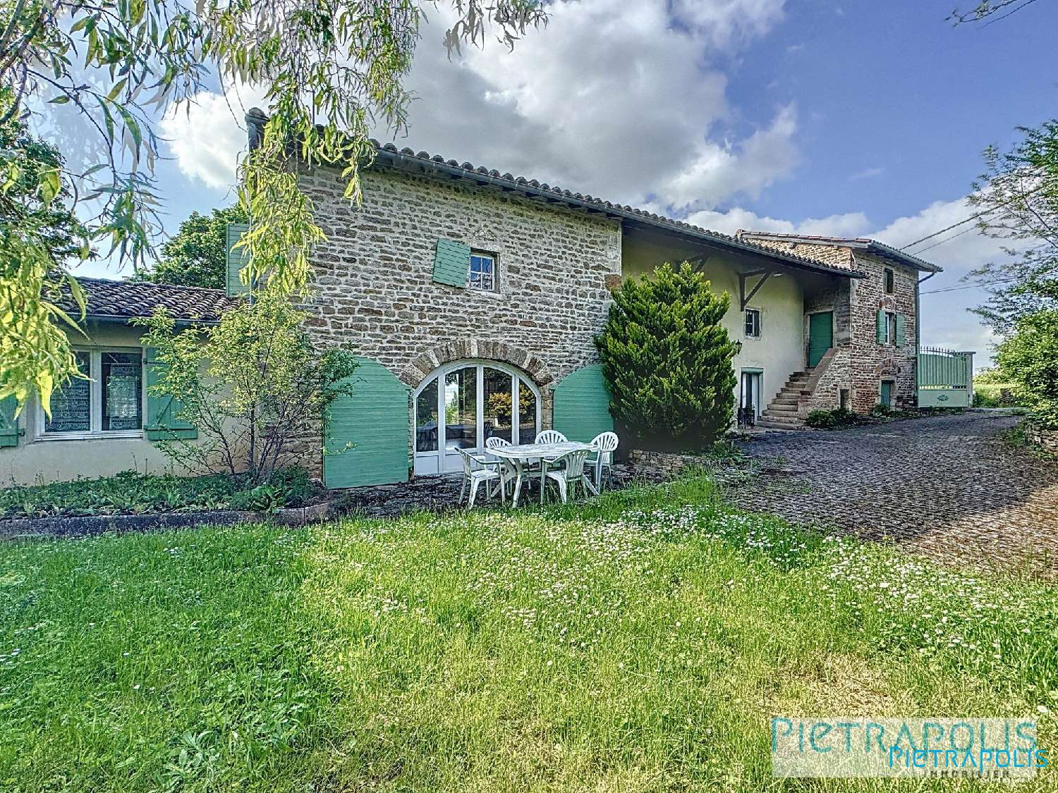 en venta casa Pommiers Rhône 2