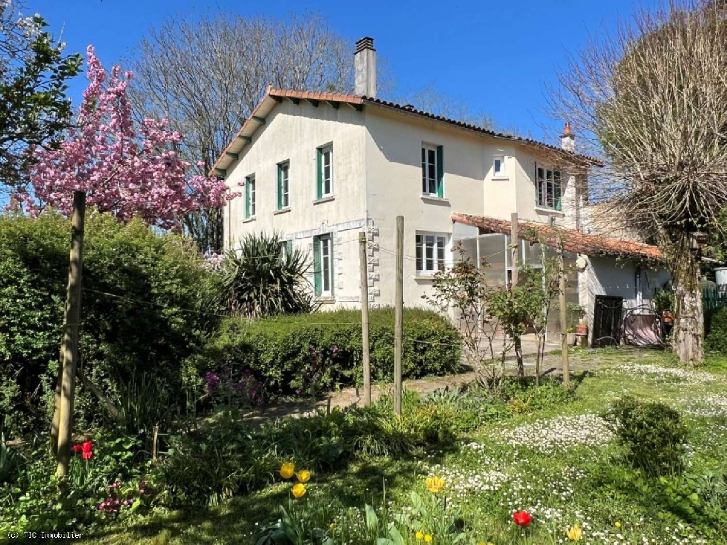  te koop huis Ruffec Charente 3