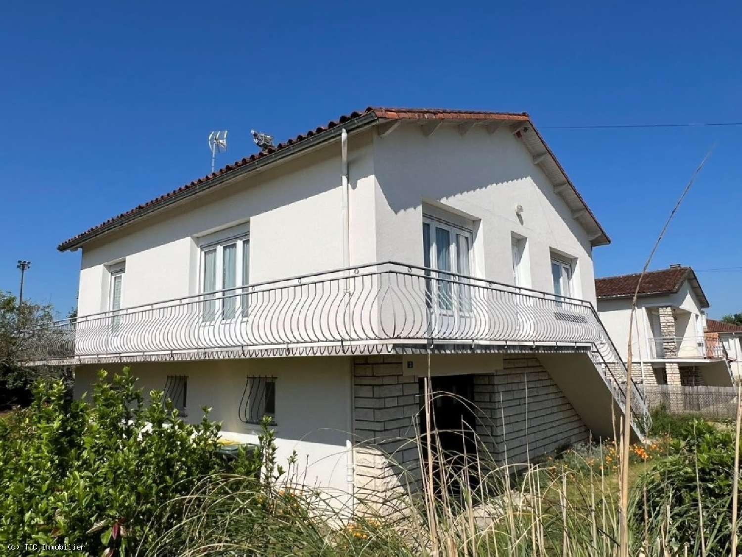  te koop huis Ruffec Charente 1