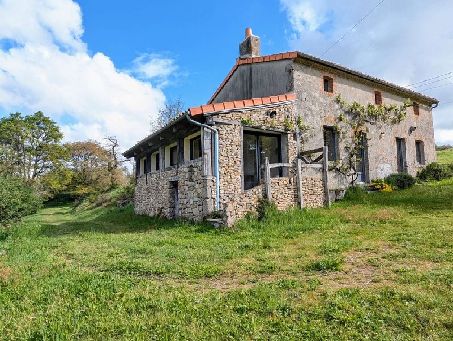  for sale house Saint-Aubin-du-Plain Deux-Sèvres 1