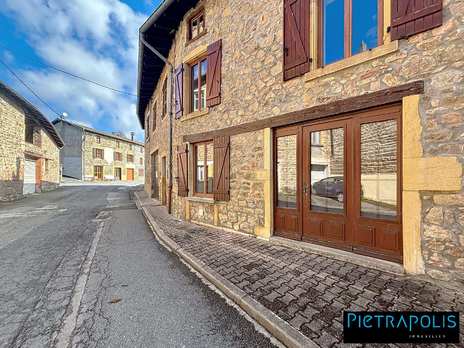  for sale house Saint-Bonnet-le-Troncy Rhône 8
