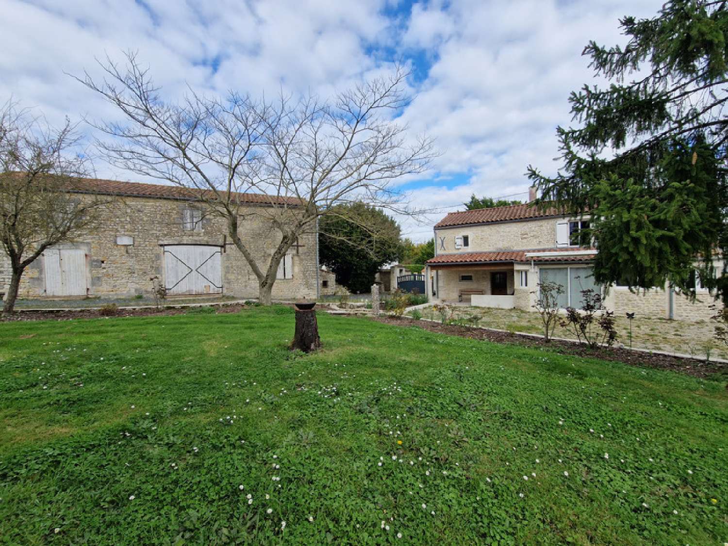  te koop huis Saint-Crépin Charente-Maritime 2
