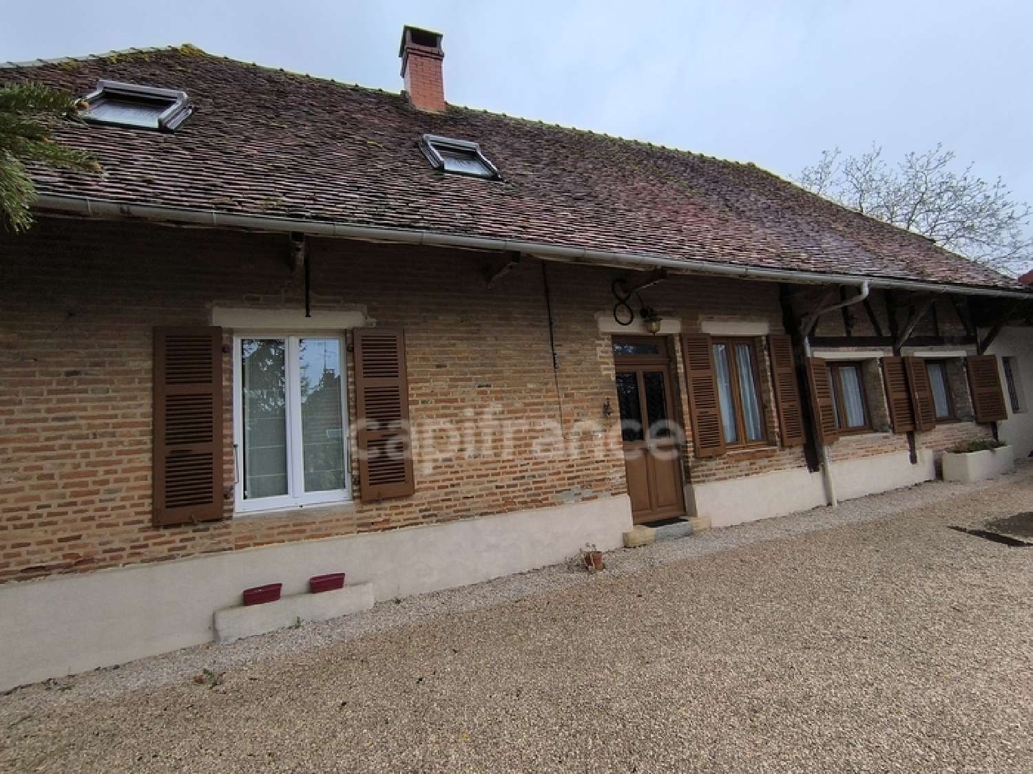  à vendre maison Saint-Germain-du-Bois Saône-et-Loire 1