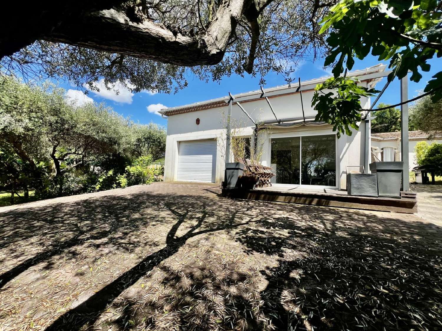  for sale house Saint-Gilles Gard 2
