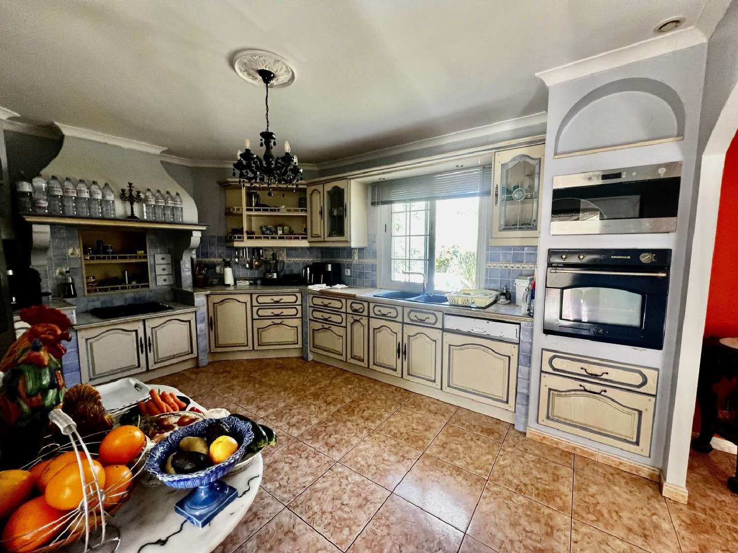  for sale house Saint-Gilles Gard 5