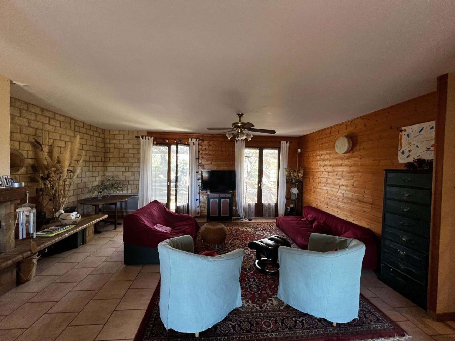  for sale house Saint-Gilles Gard 4