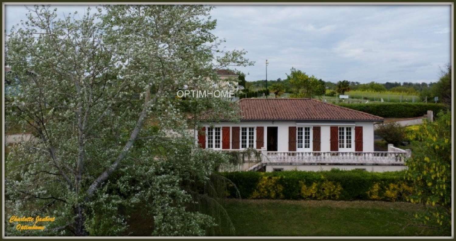  te koop huis Saint-Laurent-de-Belzagot Charente 1
