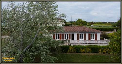 Saint-Laurent-de-Belzagot Charente huis foto 7063005