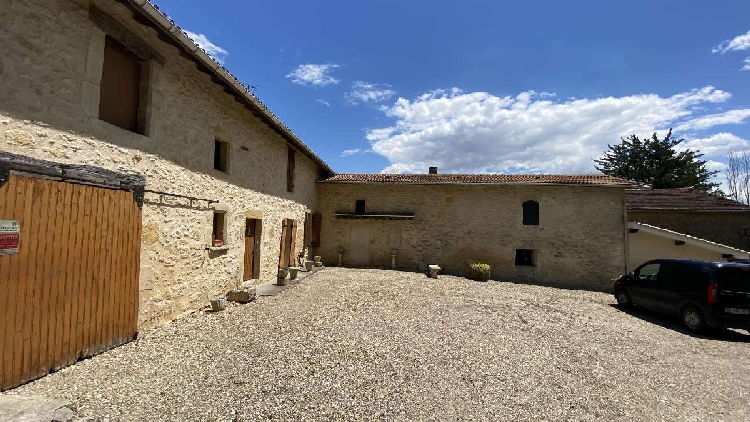  for sale house Saint-Martial Gironde 5