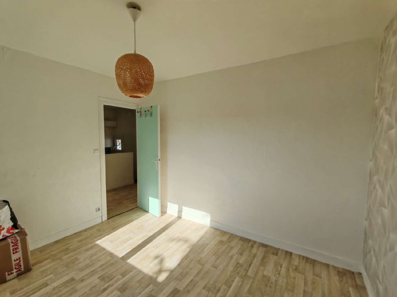 for sale house Saint-Médard-de-Guizières Gironde 6