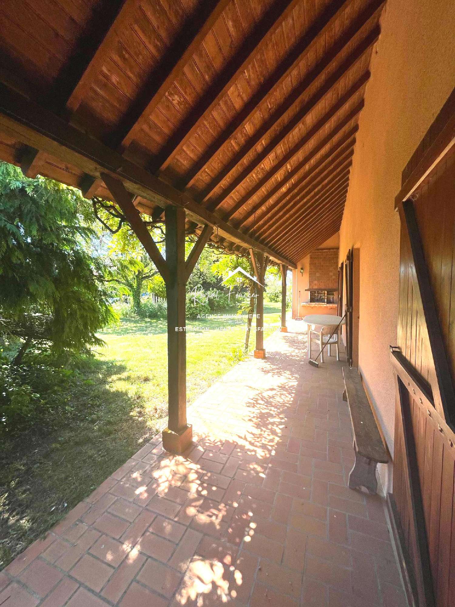  for sale house Saint-Rémy-sur-Creuse Vienne 2