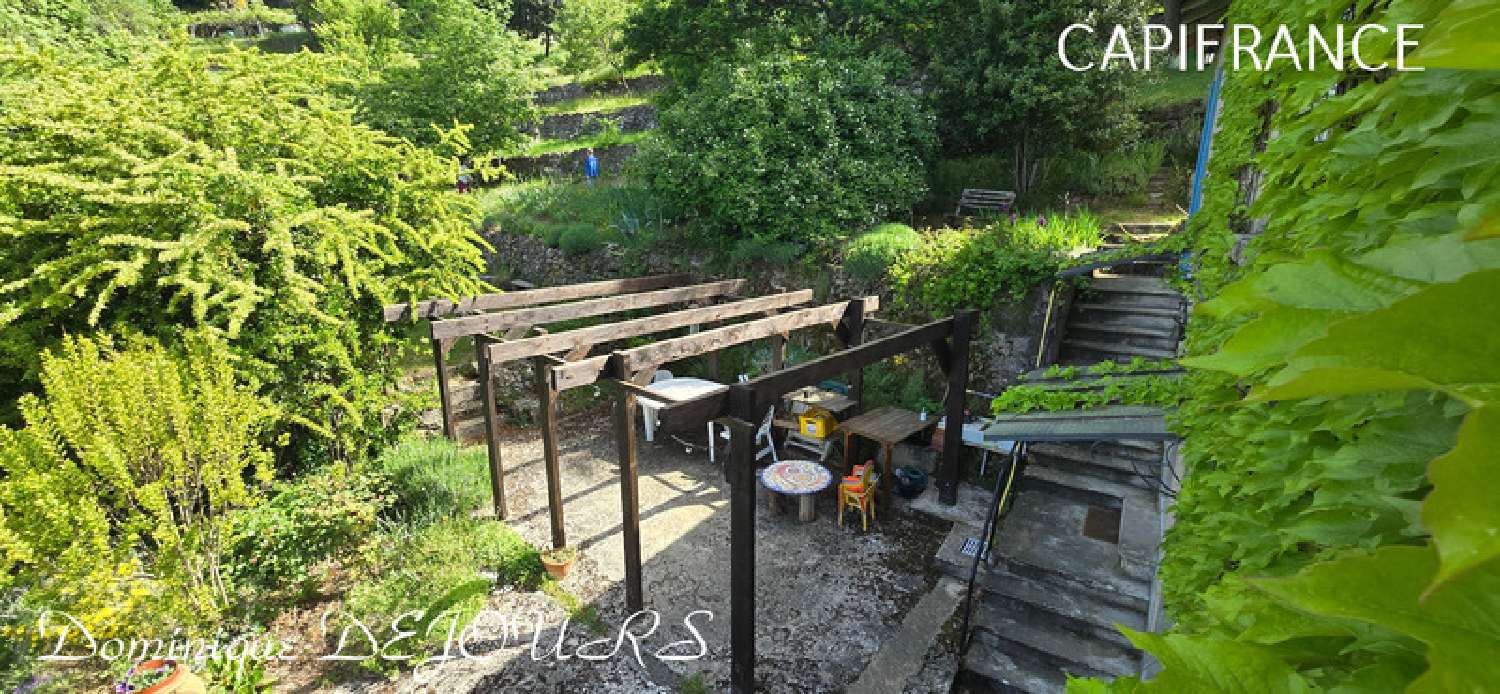 en venta casa Saint-Sauveur-de-Montagut Ardèche 2