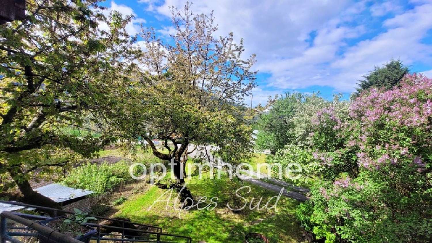  for sale house Saint-Sauveur Hautes-Alpes 3