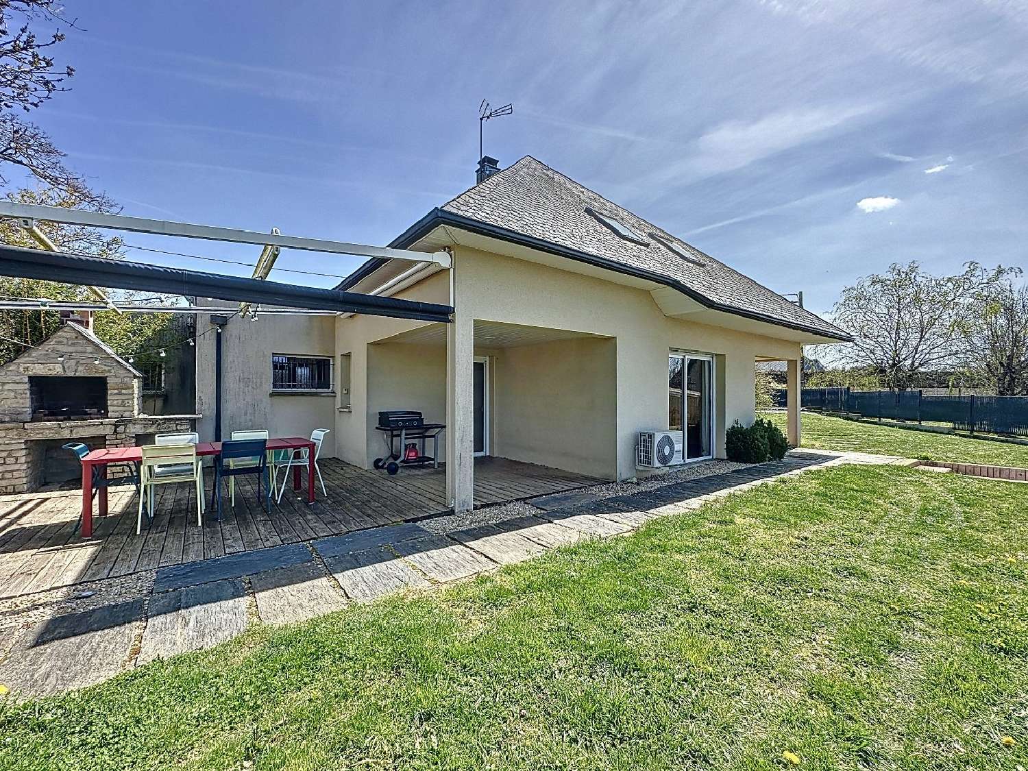  te koop huis Sainte-Radegonde Aveyron 1