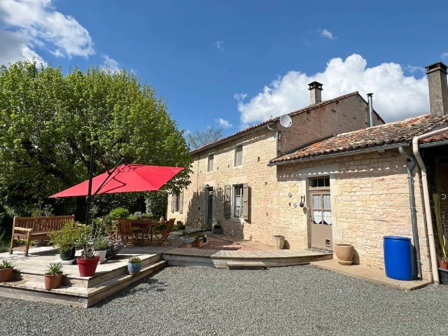  à vendre maison Sauzé-Vaussais Deux-Sèvres 1