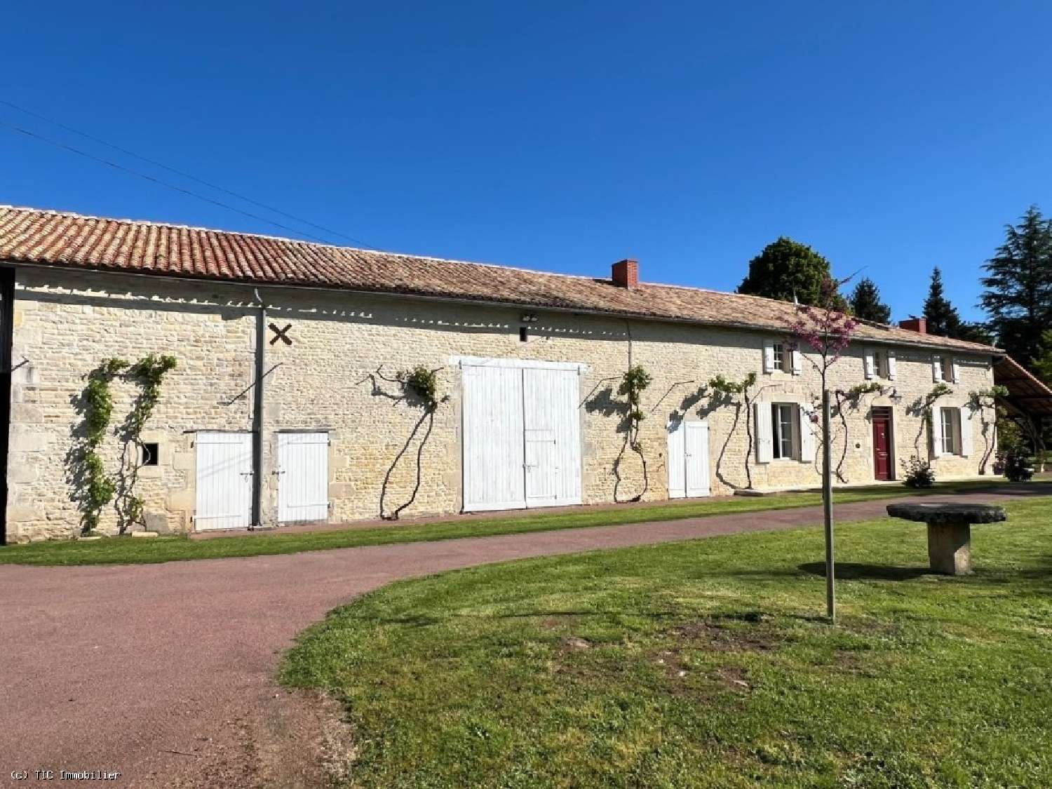 te koop huis Sauzé-Vaussais Deux-Sèvres 2