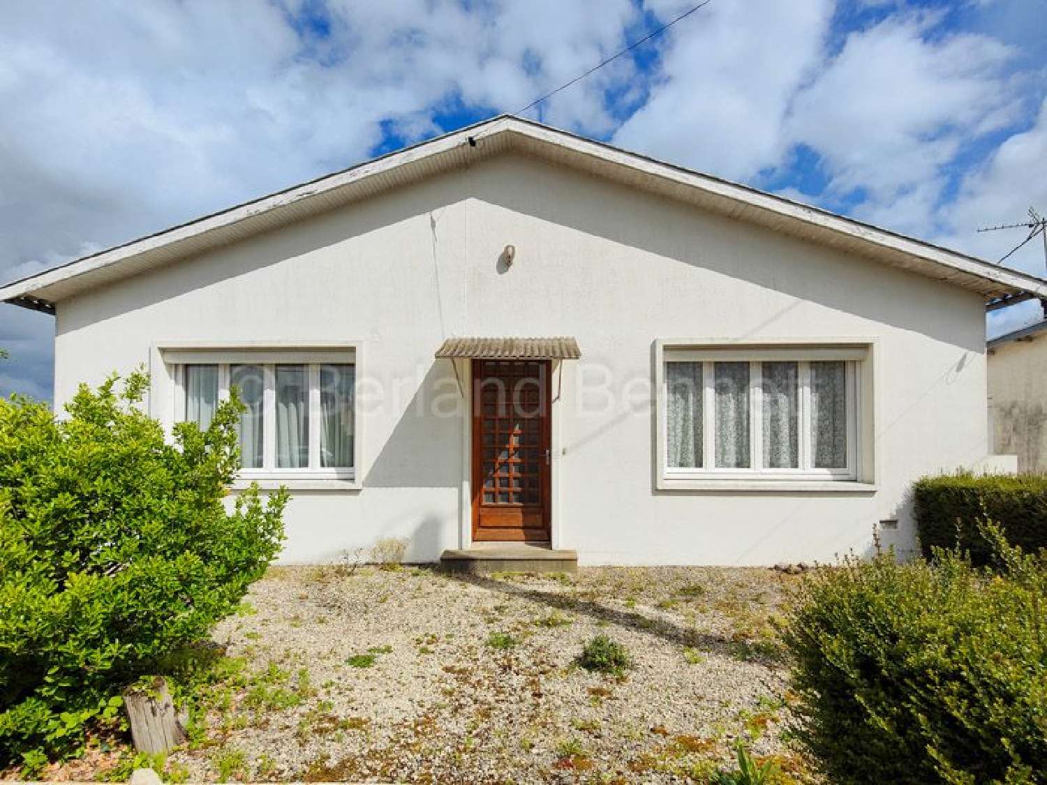  te koop huis Sauzé-Vaussais Deux-Sèvres 1