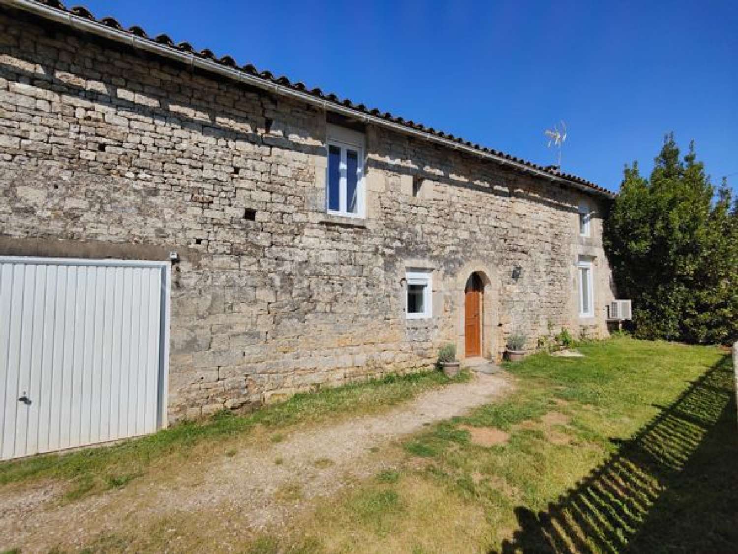  te koop huis Sauzé-Vaussais Deux-Sèvres 1