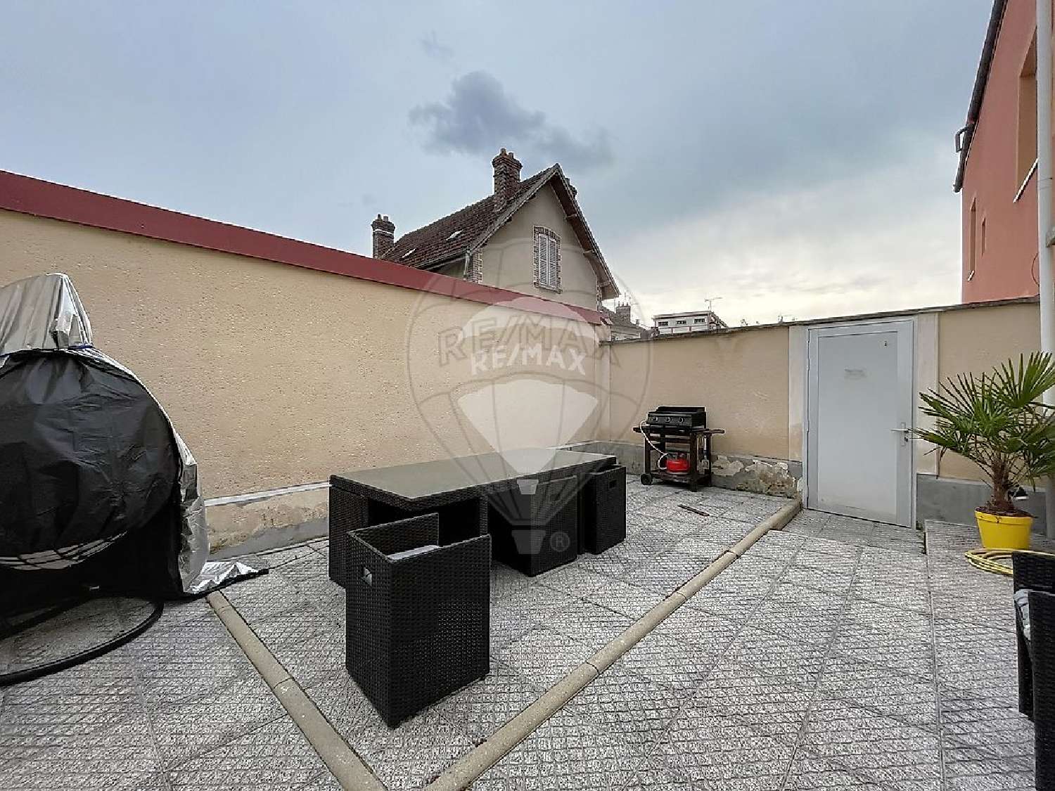  for sale house Sens Yonne 2