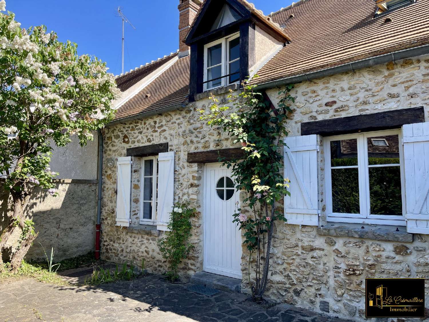  for sale house Sermaise Essonne 1