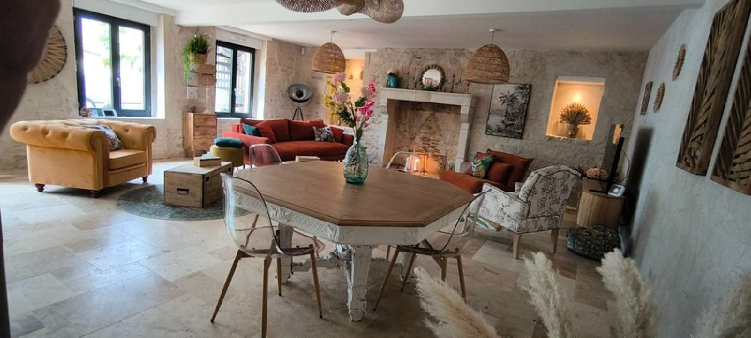  en venta casa Souvigné Charente 3