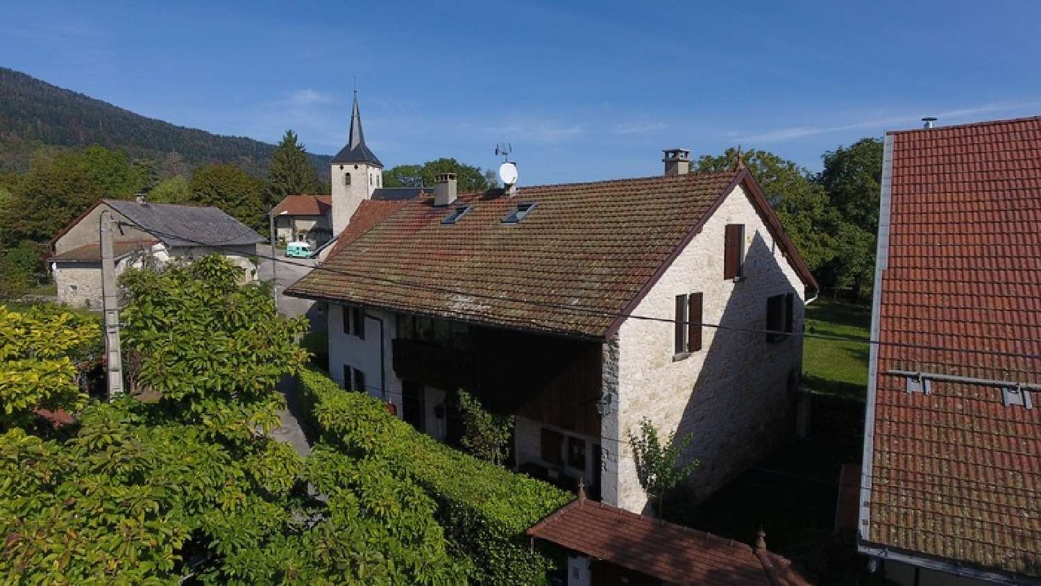  à vendre maison Sutrieu Ain 2