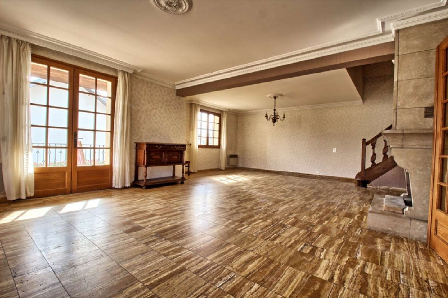  te koop huis Tavaux Jura 2