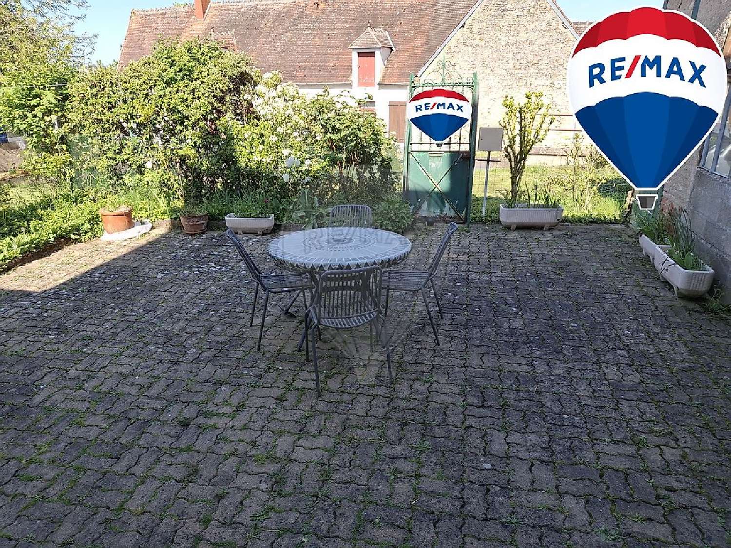  te koop huis Venesmes Cher 2