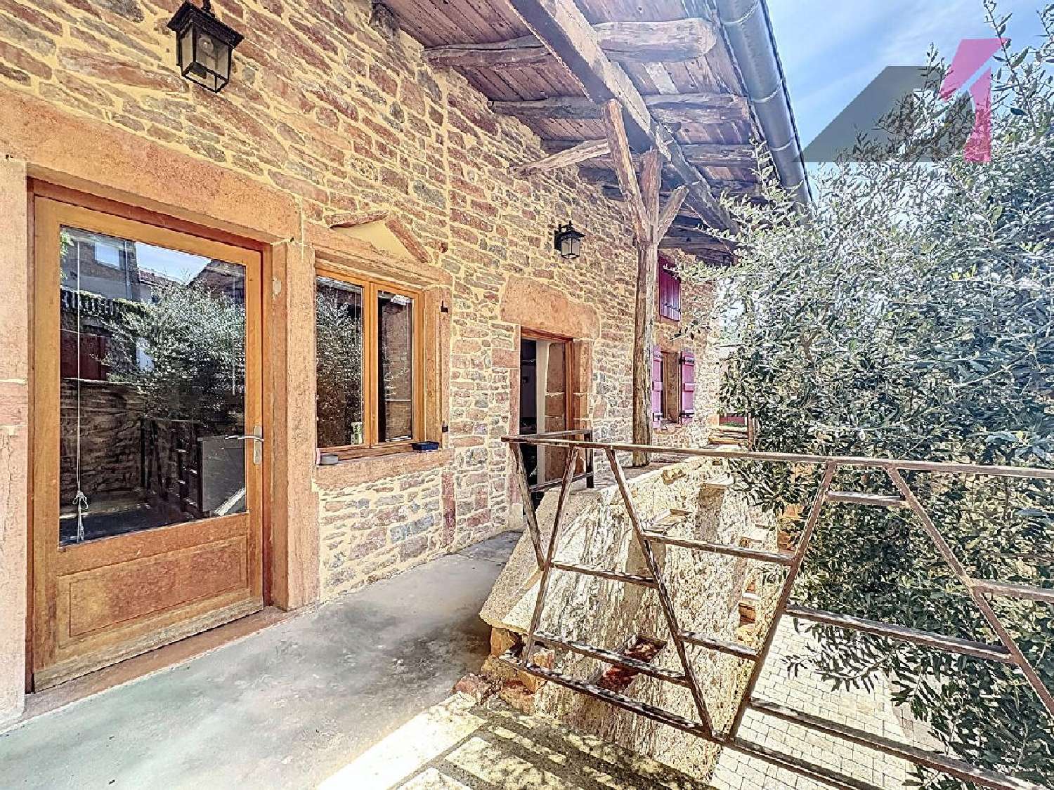 à vendre maison Vergisson Saône-et-Loire 1