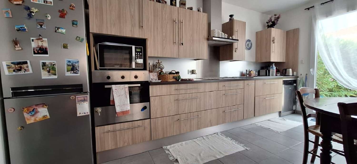 for sale house Vias Hérault 4