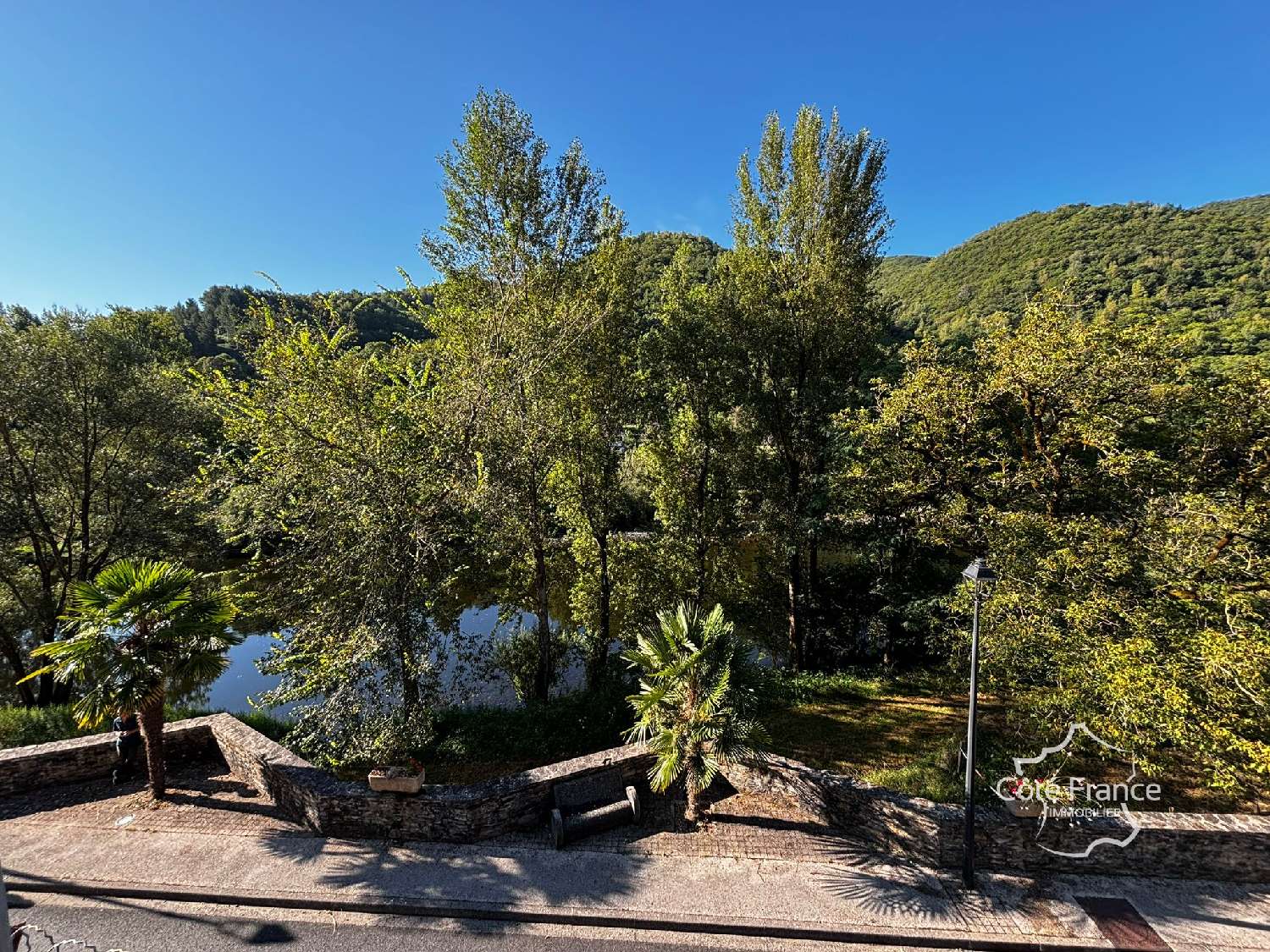  en venta casa Vieillevie Cantal 3
