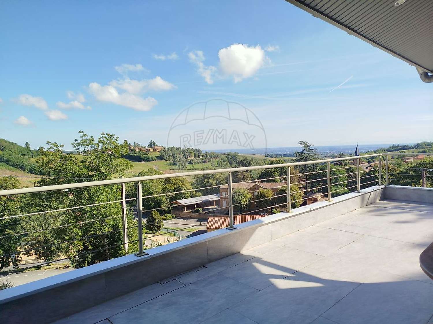  for sale house Ville-sur-Jarnioux Rhône 1