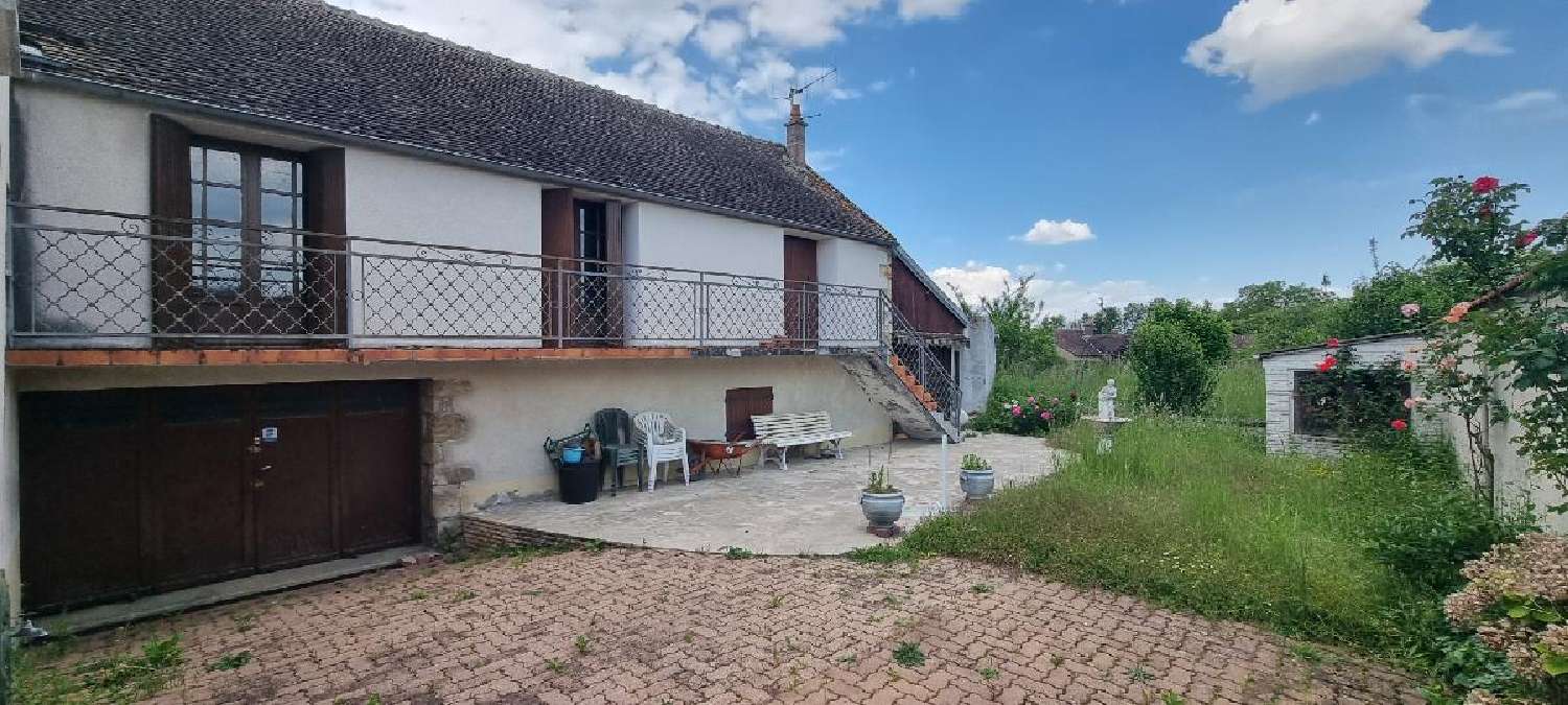  te koop huis Villeneuve-la-Guyard Yonne 2
