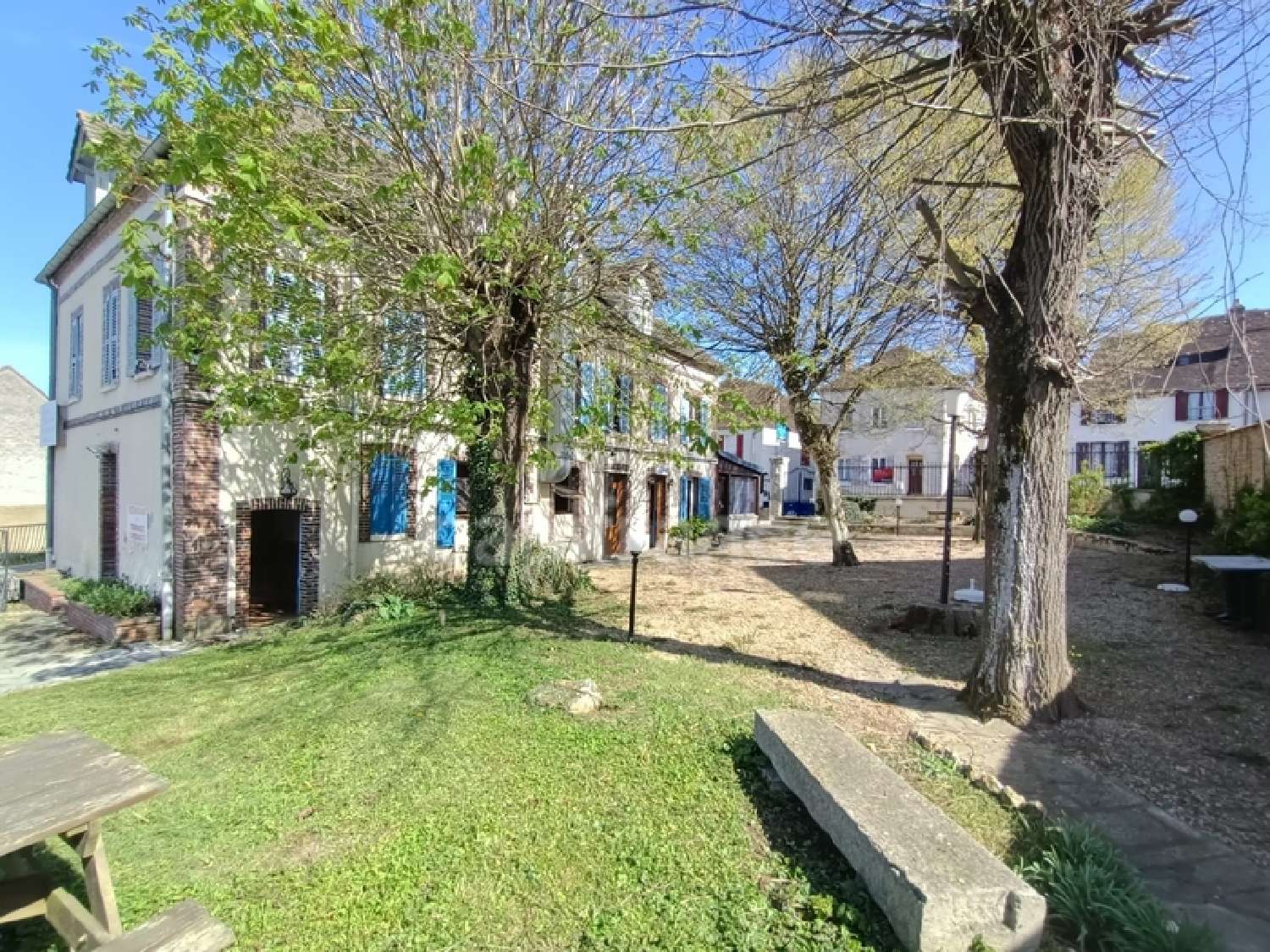  à vendre maison Villevallier Yonne 2