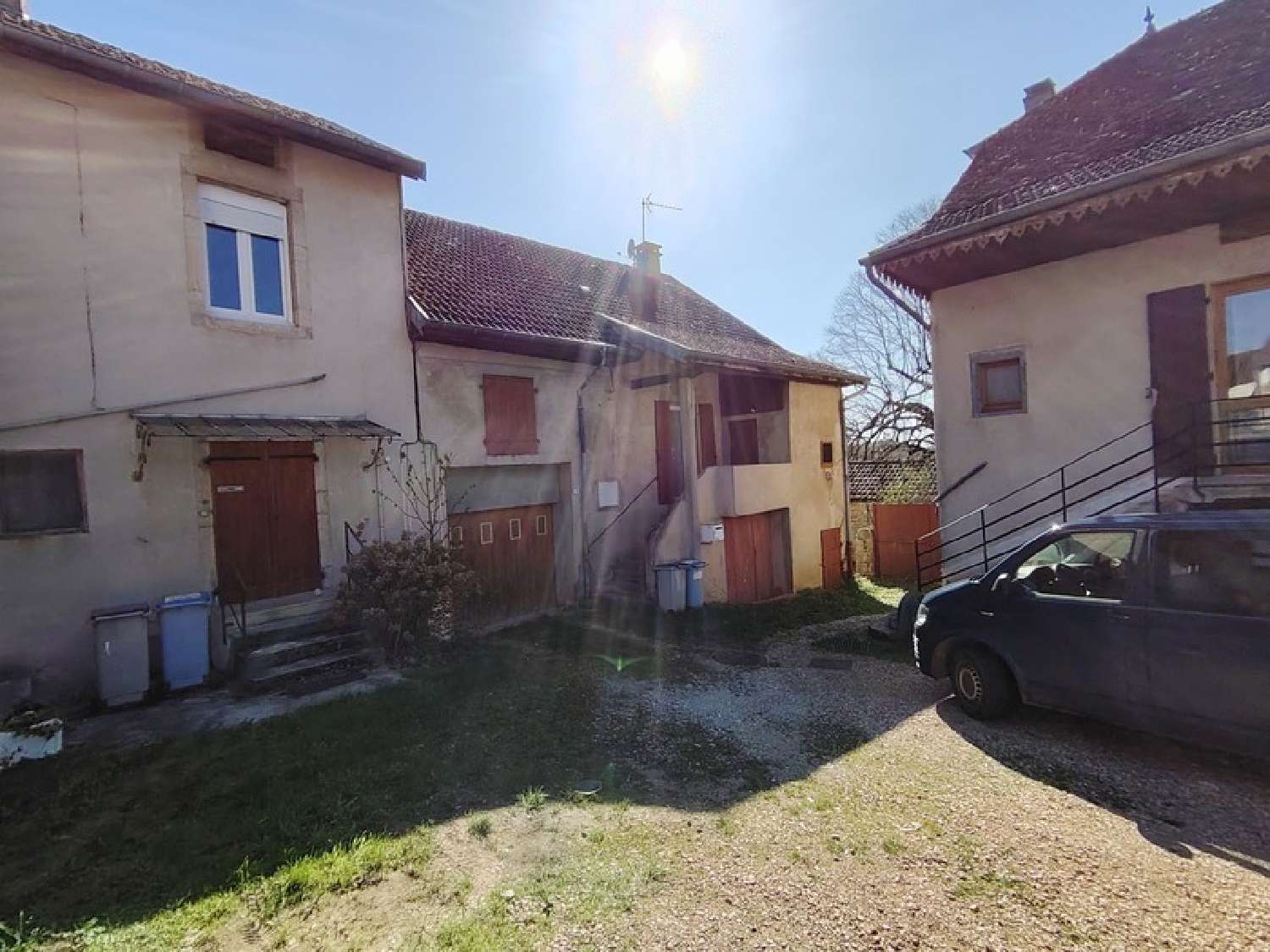  te koop huis Vincelles Jura 1