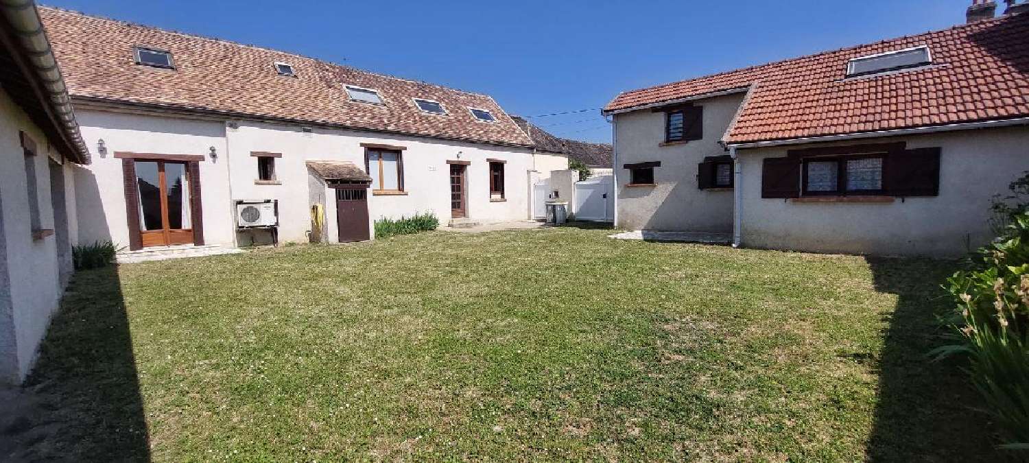  te koop huis Vinneuf Yonne 1