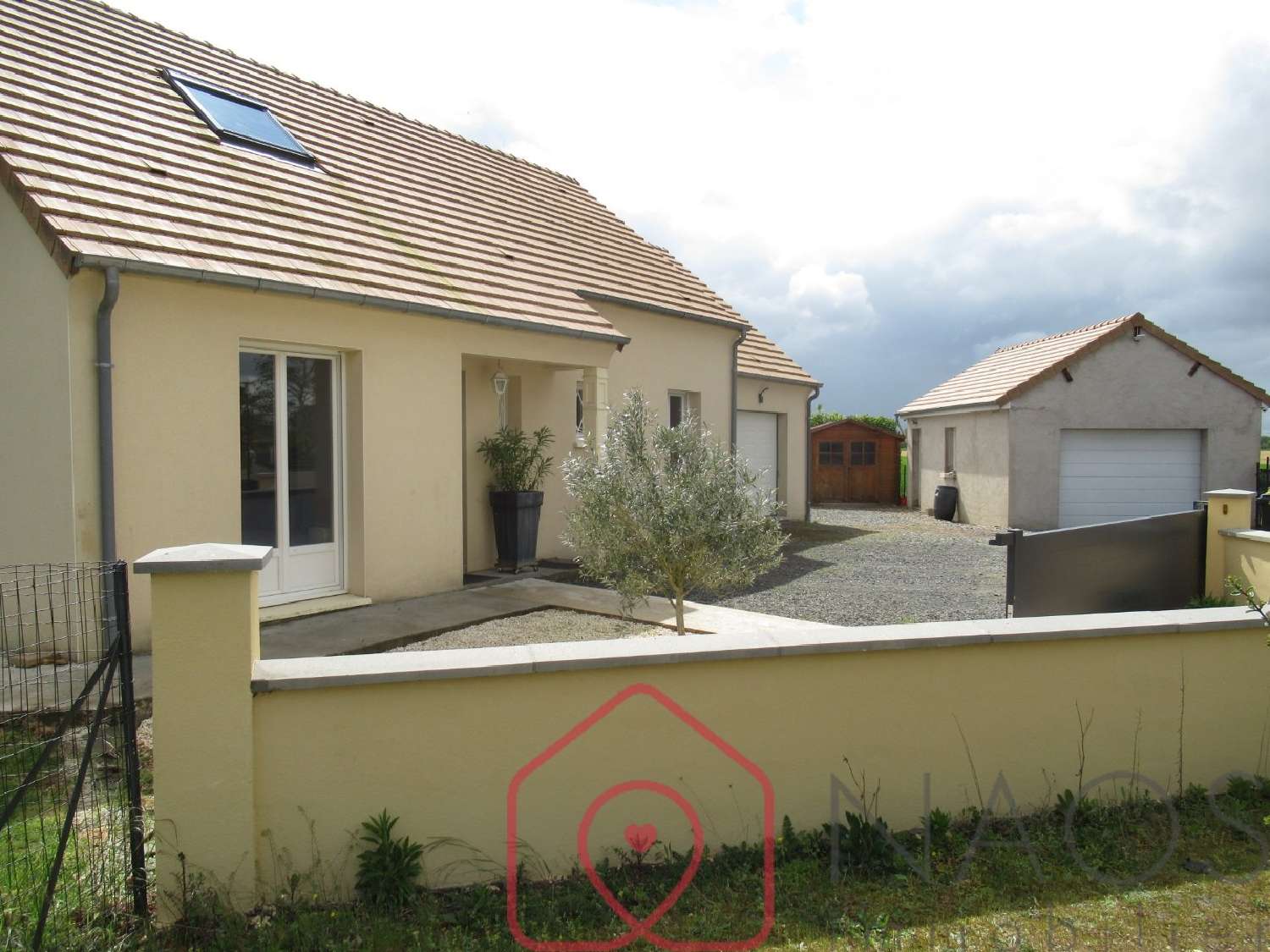  for sale house Vion Sarthe 2