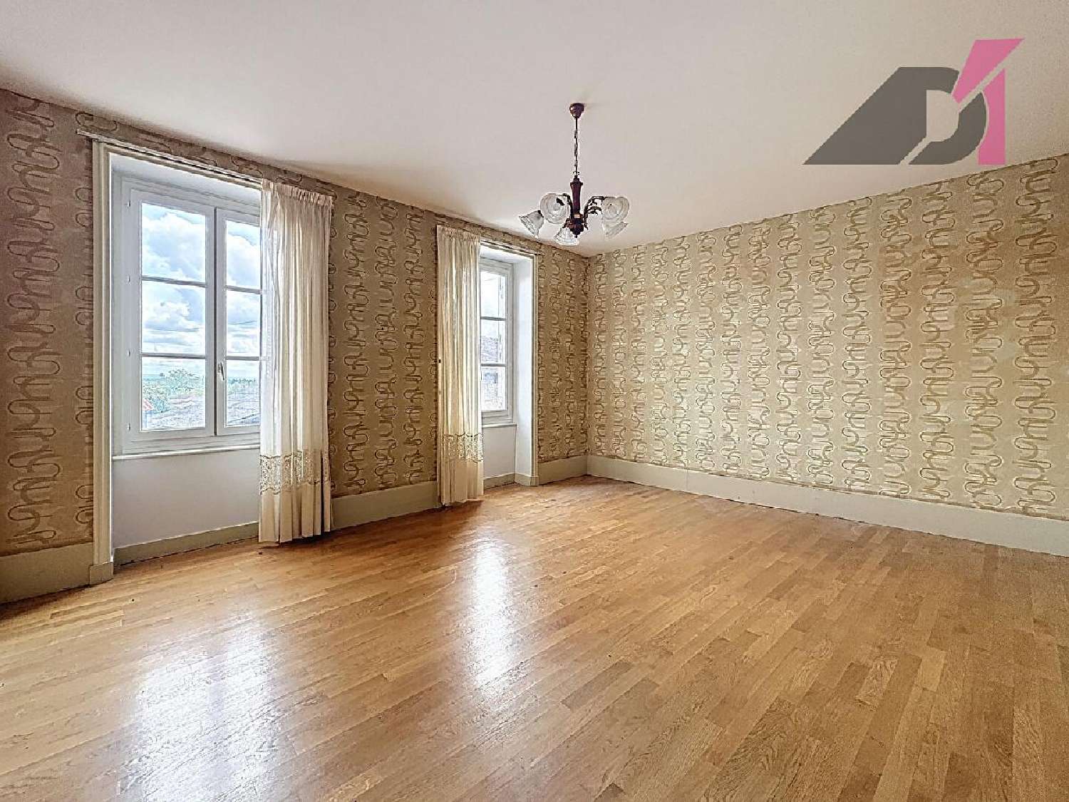  te koop huis Viré Saône-et-Loire 2
