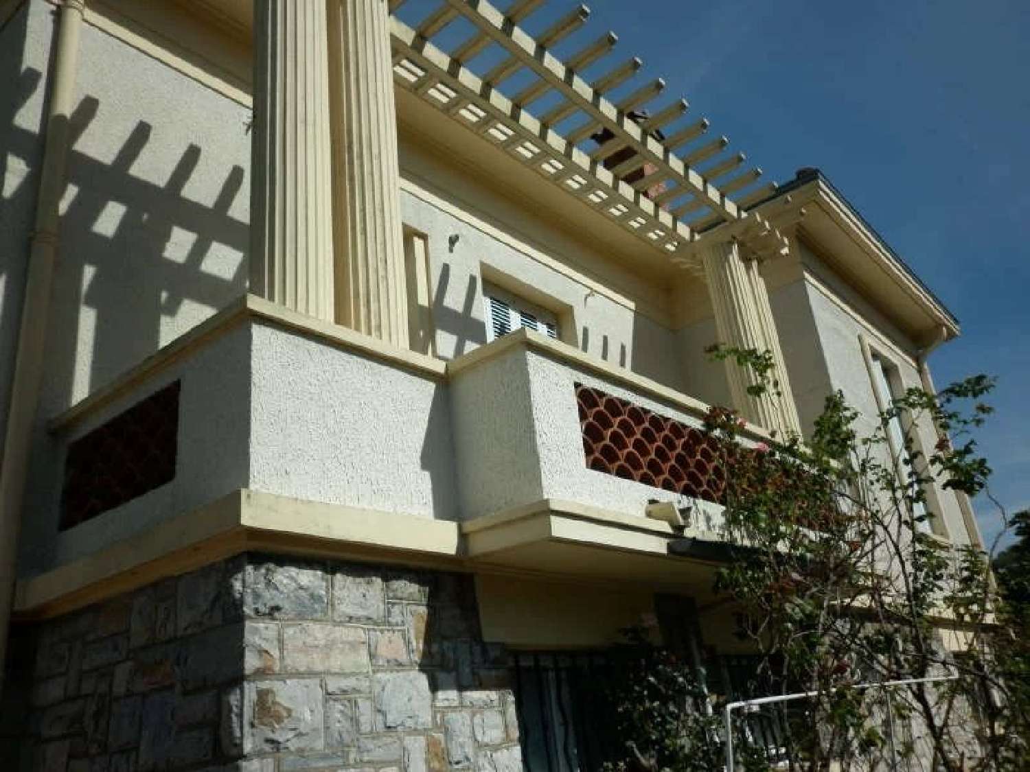  te koop herenhuis Courniou Hérault 1
