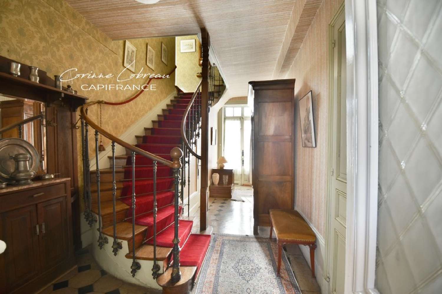 te koop herenhuis La Roche-Vineuse Saône-et-Loire 2