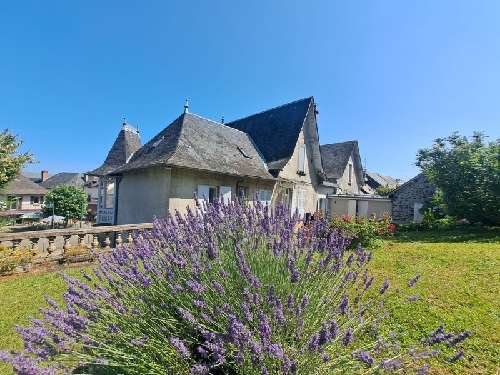Seilhac Corrèze Bürgerhaus Bild 7059854