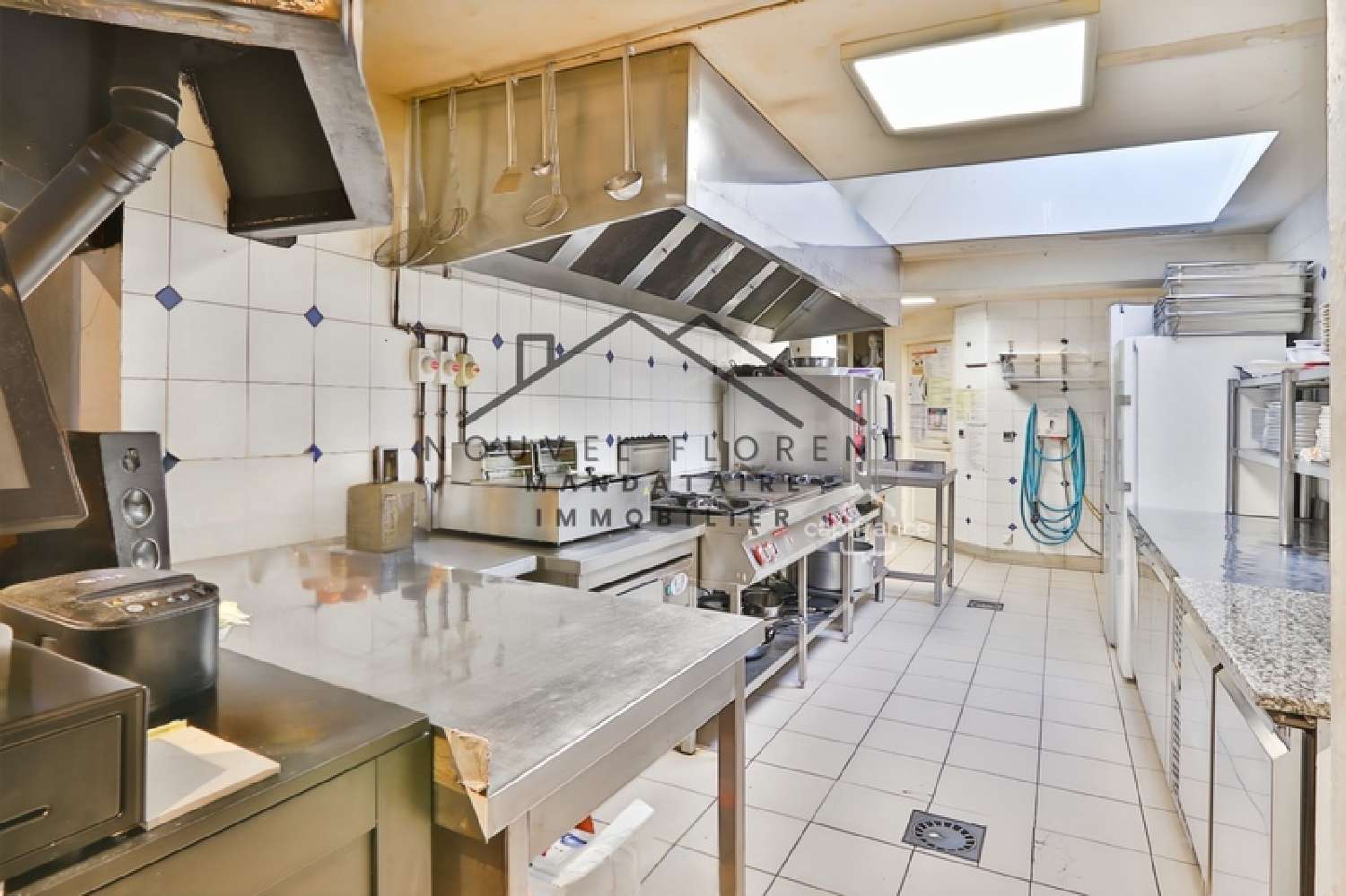  for sale restaurant Saint-Jean-Saint-Nicolas Hautes-Alpes 6