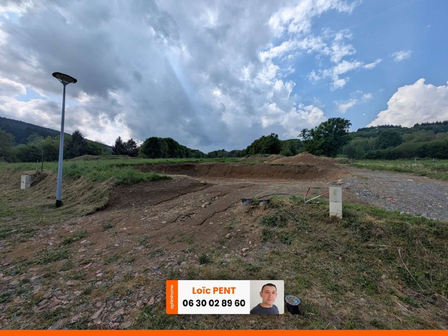  te koop terrein Ferrières-sur-Sichon Allier 1