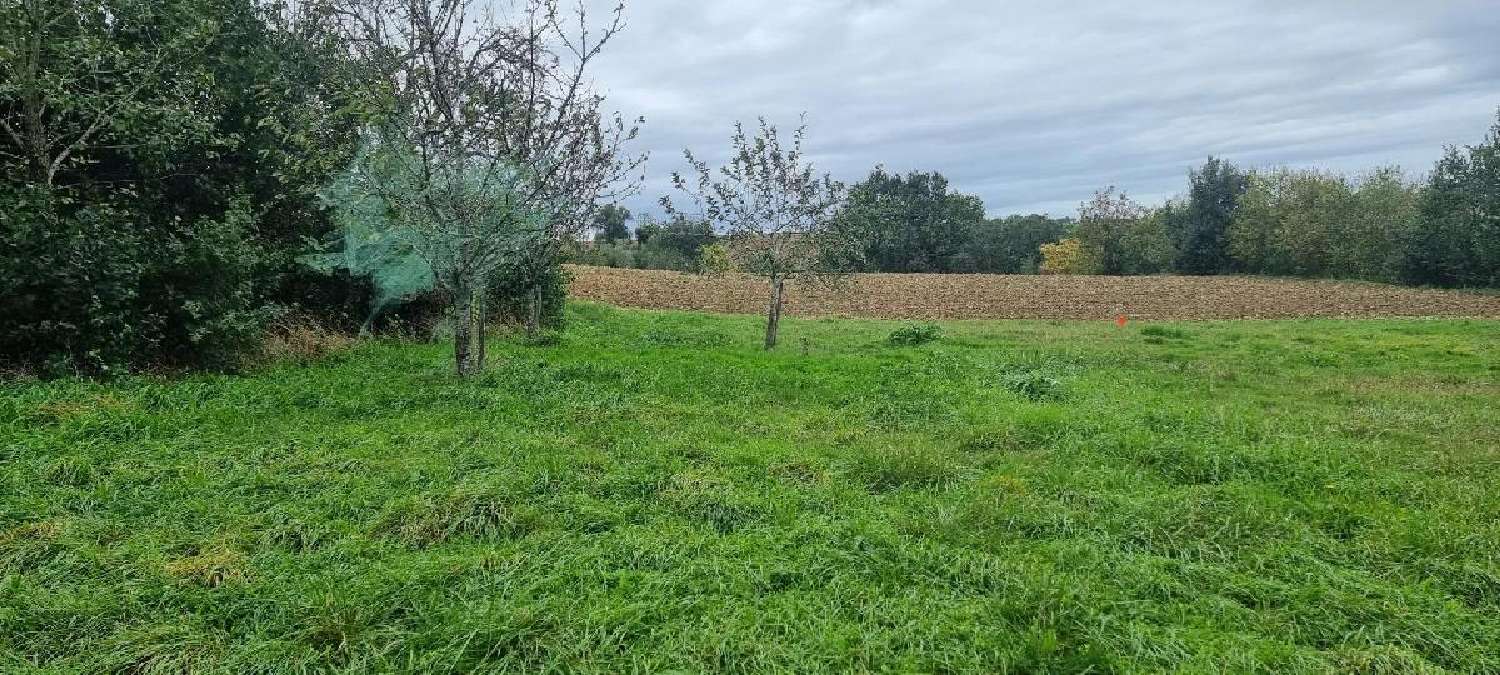  te koop terrein Nougaroulet Gers 1