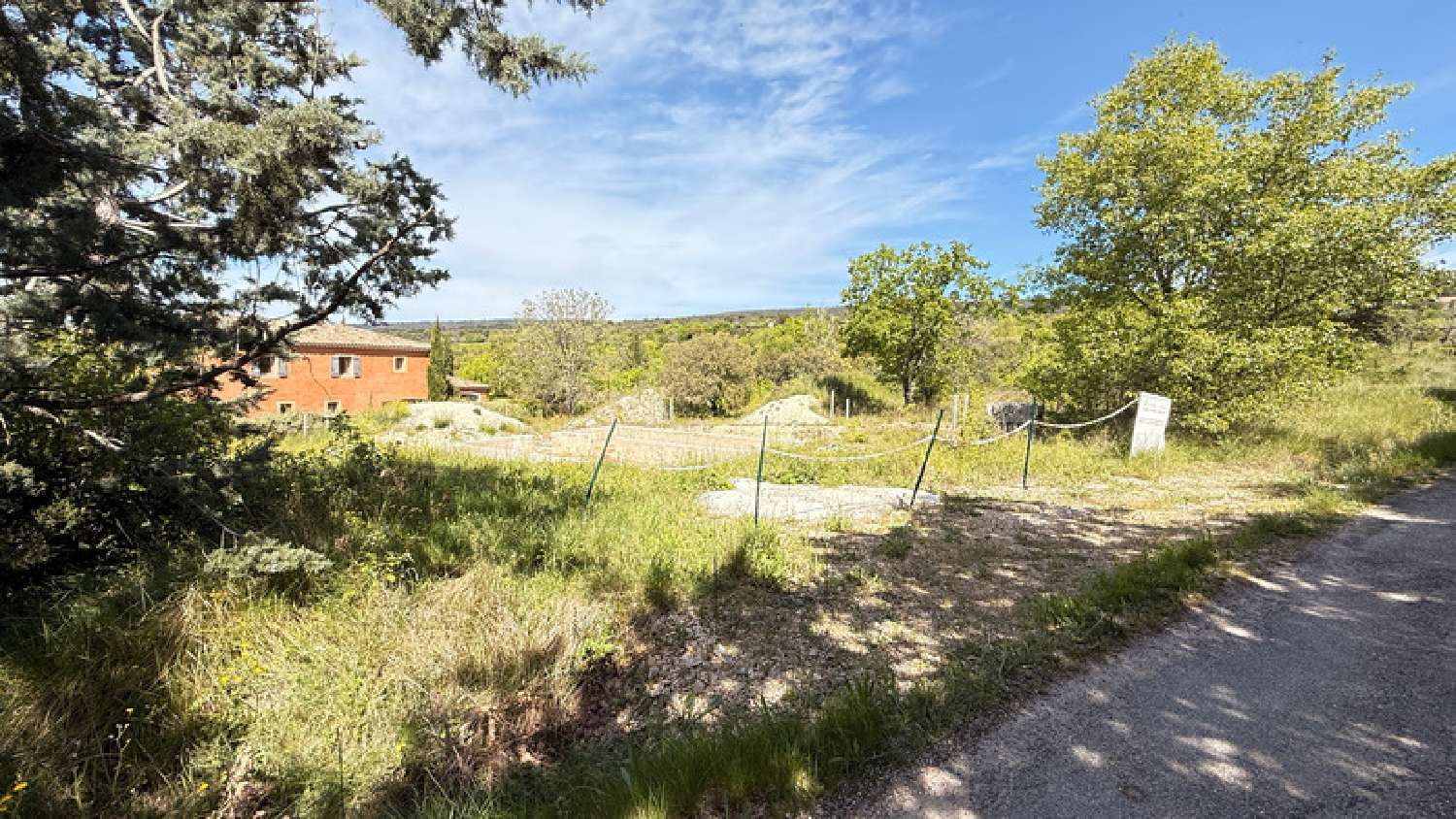  en venta terreno Saint-Saturnin-lès-Apt Vaucluse 3