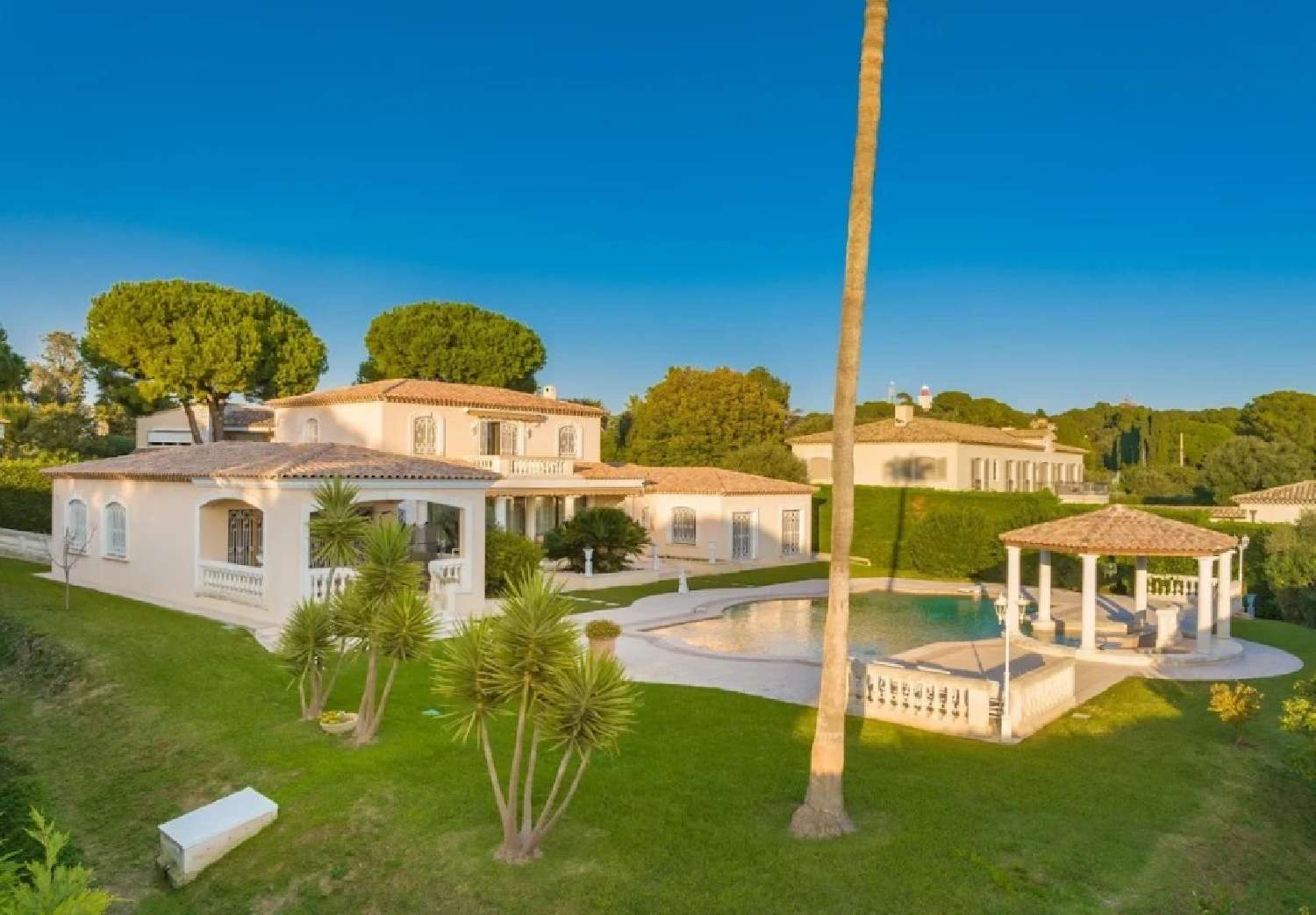  à vendre villa Antibes Alpes-Maritimes 7