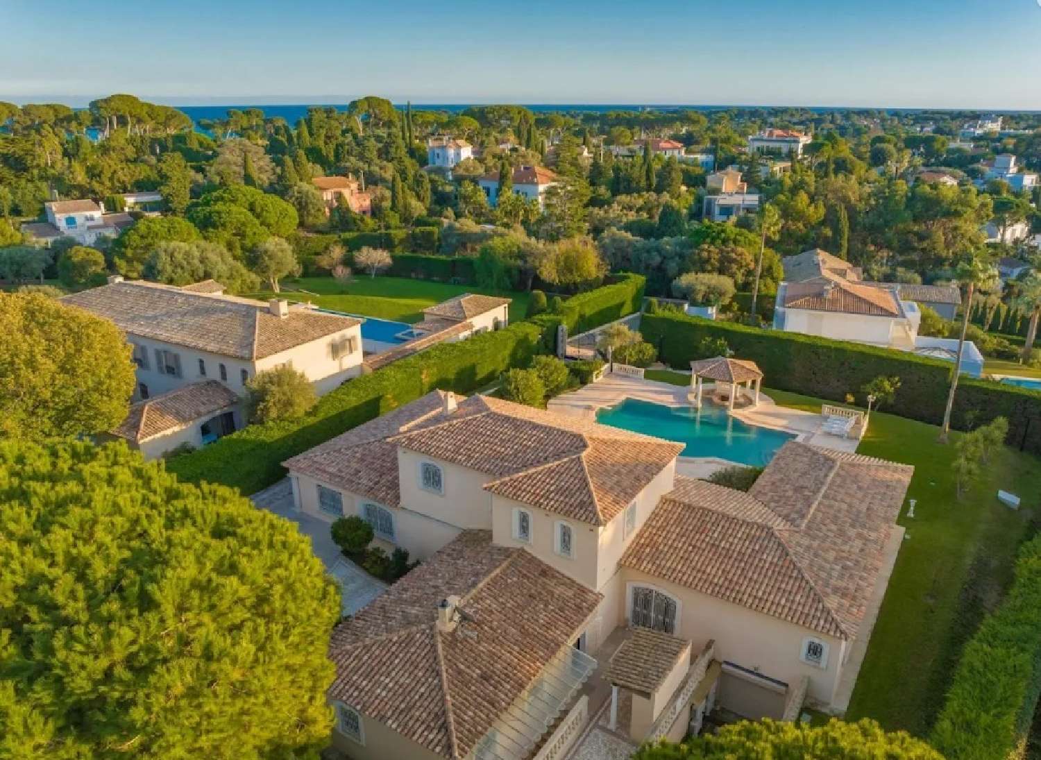  à vendre villa Antibes Alpes-Maritimes 8