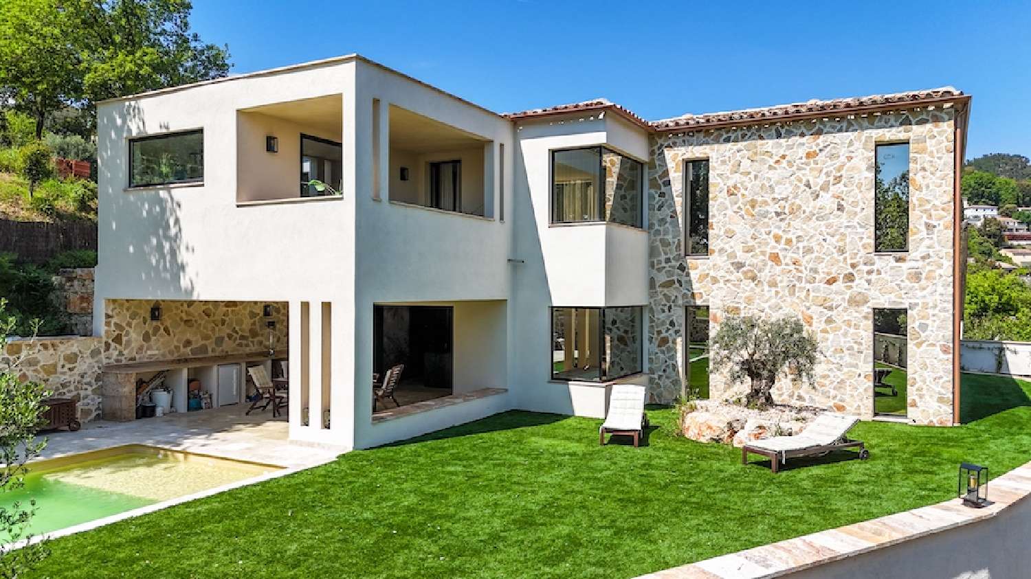  te koop villa Bagnols-en-Forêt Var 2